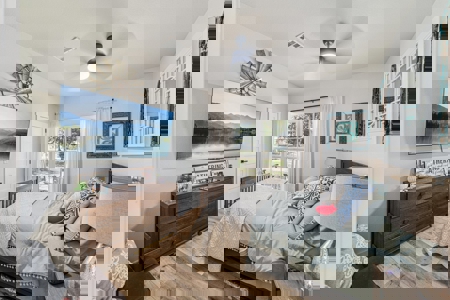 Pryor, Oklahoma Luxury Custom-Built  Farmhouse For Sale - image 19