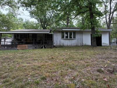 Lake Cabin or Fishing Retreat in Pontiac, MO on Bull Shoals Lake - image 25