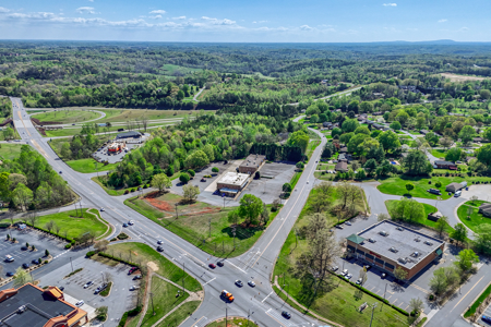 Prime Location Acreage for Sale Hickory NC - image 4