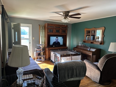 East Texas Home on Acreage For Sale - image 4