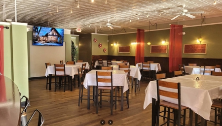 Thriving Turn Key Restaurant in Downtown Clarkesville GA - image 1