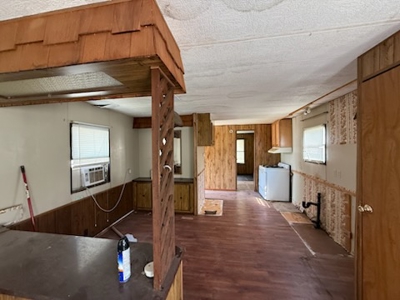 Investment Opportunity or Starter Home! - image 4