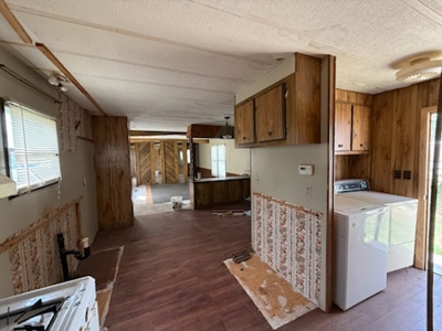 Investment Opportunity or Starter Home! - image 2