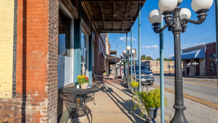 Commercial Property on Main Street in Mammoth Spring, Arkansas - image 12