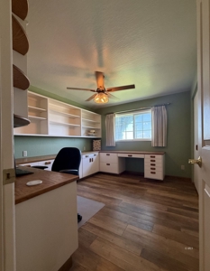Turnkey 19.69-Acre Equestrian Estate in Modoc County - image 9