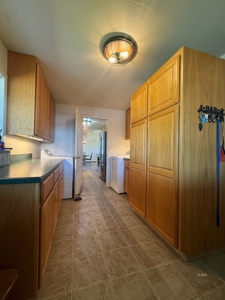 Turnkey 19.69-Acre Equestrian Estate in Modoc County - image 16