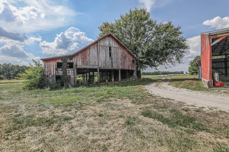 Premier equestrian estate for sale near Franklin Ky. - image 19