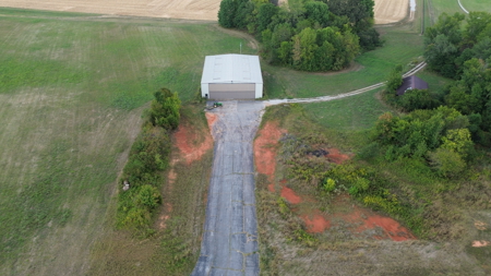 Premier equestrian estate for sale near Franklin Ky. - image 44