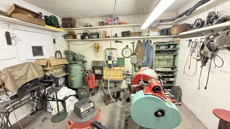 Complete Welding Shop in Bethany, MO - image 31