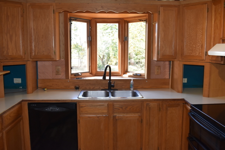 Conrad MT home for sale. Move in Ready, Large garage/shop, fenced - image 9