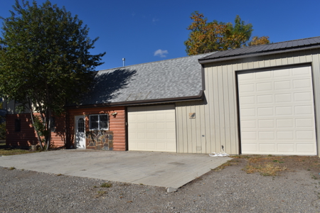 Conrad MT home for sale. Move in Ready, Large garage/shop, fenced - image 4