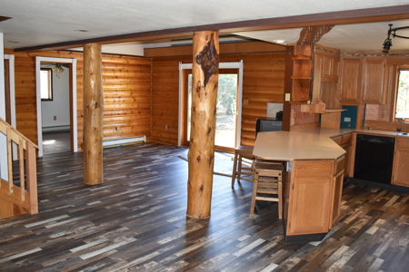 Conrad MT home for sale. Move in Ready, Large garage/shop, fenced - image 6