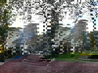 Beachfront Condo in San Carlos – Fully Furnished in PH Galeones - image 22