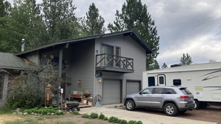 Home on Acreage in Old Station, California Mt. Lassen State Park - image 1