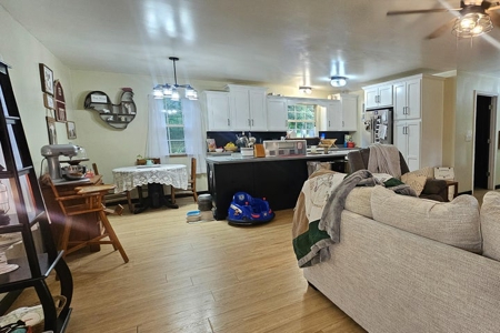 Private 22-Acre Retreat Near Eleven Point River for Hobby Farm - image 8