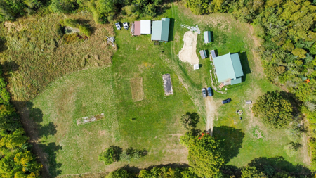 Off-Grid Log Home on 33.4 Acres - image 7