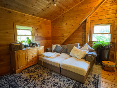 Off-Grid Log Home on 33.4 Acres - image 20