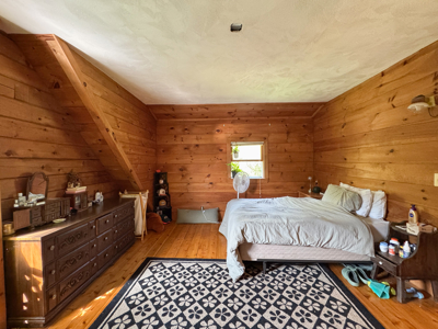 Off-Grid Log Home on 33.4 Acres - image 22