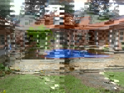 Spacious 5-Bedroom Villa with Private Pool near Coronado - image 14