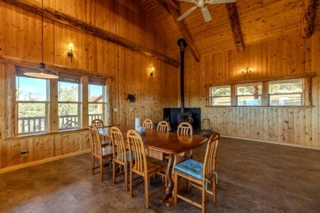 Central Oregon Coyote Butte Homestead - image 47