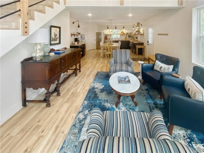 Private Home on 12.27 Acres in Parthenon, Newton County For Sale - image 5