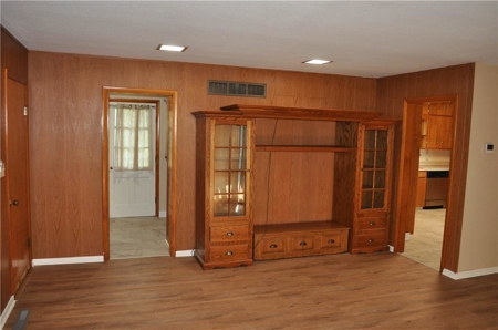 Charming Ranch on a Shaded Corner Lot in Stanberry - image 6