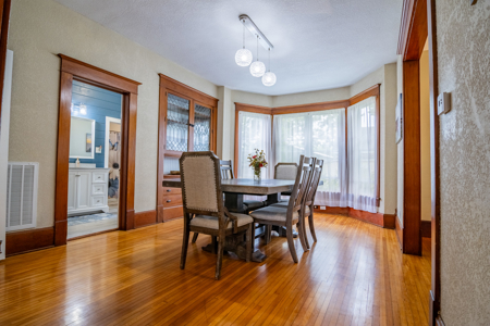 Historic Hamilton Mo Home For Sale - image 18