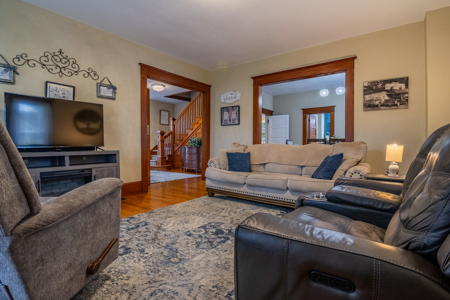 Historic Hamilton Mo Home For Sale - image 14