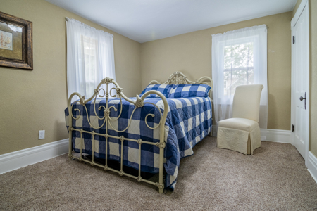 Historic Hamilton Mo Home For Sale - image 37