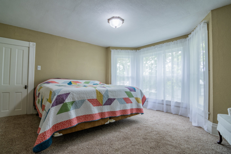 Historic Hamilton Mo Home For Sale - image 32