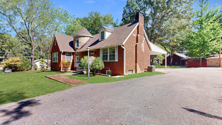 Historic Tudor Revival Home for Sale in Tennessee – Castle House - image 42