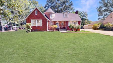 Historic Tudor Revival Home for Sale in Tennessee – Castle House - image 1