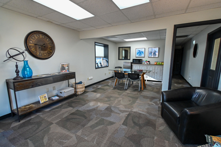 Commercial Building for sale Lebanon MO - image 8