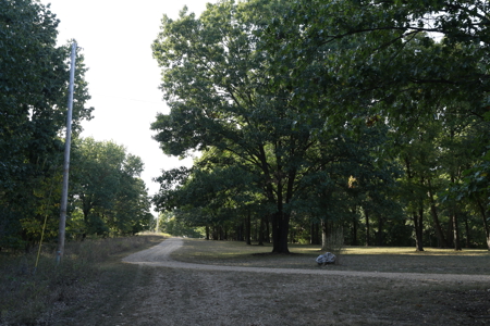 Land For Sale in Near Lake Of The Ozarks Missouri - image 39
