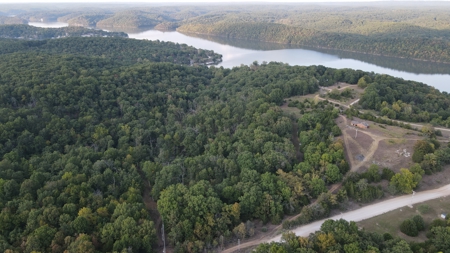 Land For Sale in Near Lake Of The Ozarks Missouri - image 17