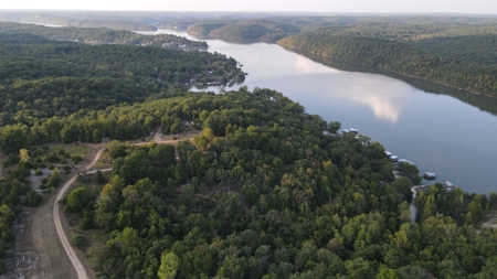 Land For Sale in Near Lake Of The Ozarks Missouri - image 22