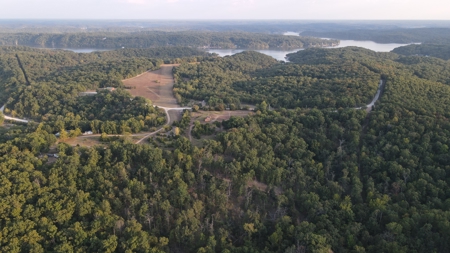 Land For Sale in Near Lake Of The Ozarks Missouri - image 30
