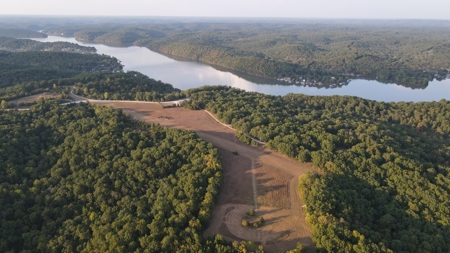 Land For Sale in Near Lake Of The Ozarks Missouri - image 26