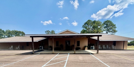 MS Turnkey 6800 Sq Ft Seafood Restaurant - image 3