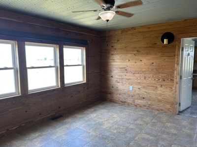 Fore Sale Country Home on One Acre Rocky Washita County Oklahoma - image 26