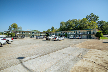 Established Motel for Sale in Humboldt, Tennessee - image 3