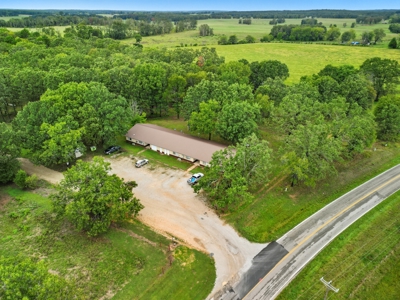 Investor Opportunity Apartments, Storage, Acreage Summersville MO - image 4