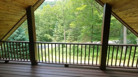 Log Home For Sale at Online Auction in Roscoe, New York - image 8