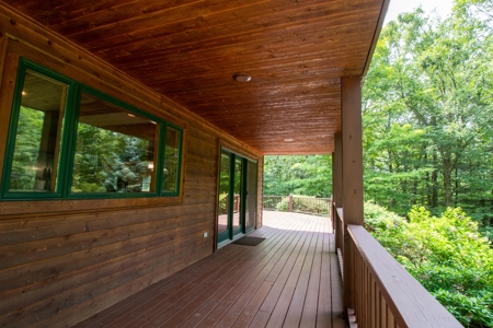 Log Home For Sale at Online Auction in Roscoe, New York - image 6