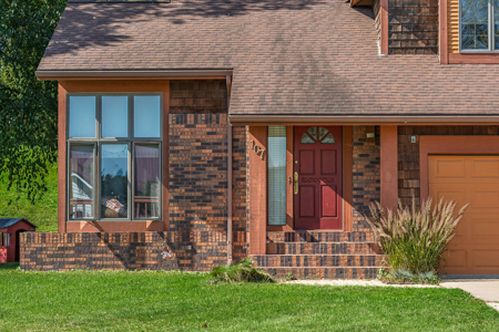 Custom home in Carter’s Subdivision, Elroy WI - image 2