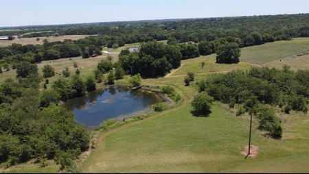 21.5 Acres for Sale in Bells, Texas - image 1