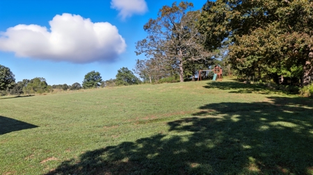 Discover the Perfect Blend of Comfort and Country Living - image 37