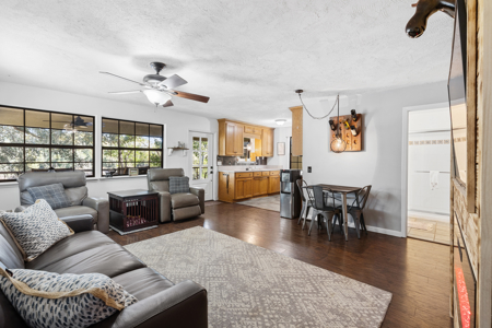 Riverfront Home For Sale On The Suwannee River - image 8