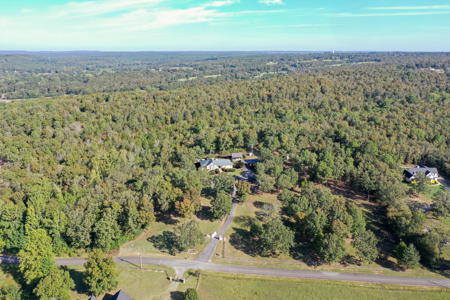 Beautiful Country Home For Sale on 6.5 Acres in Beebe, AR - image 3