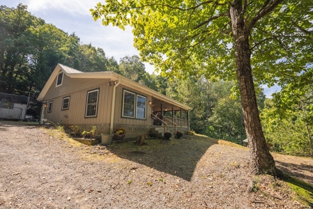 Country Home and Land for Sale at Auction in Elkin NC! - image 27